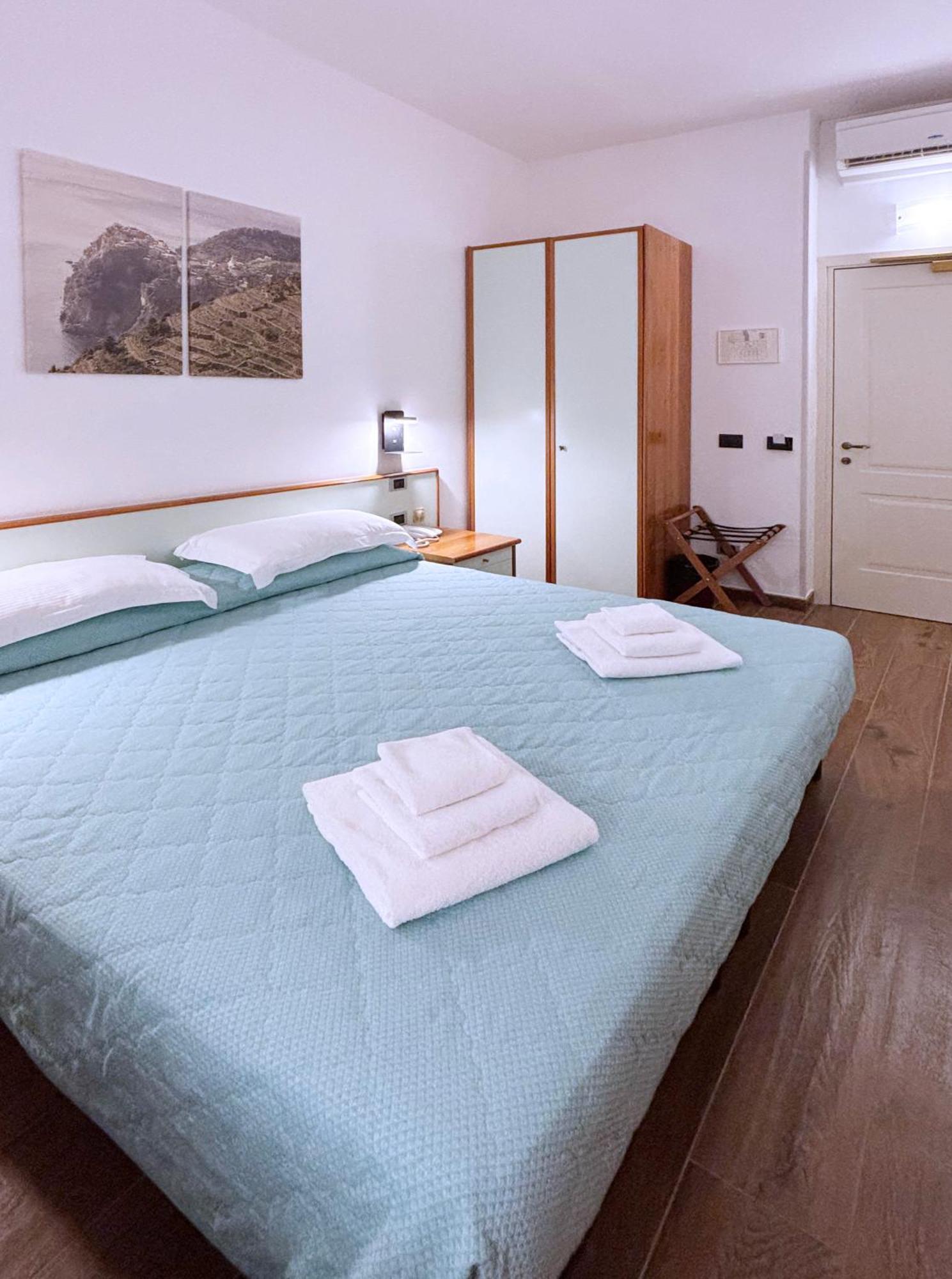 Hotel Villa Adriana Monterosso al Mare Exterior photo
